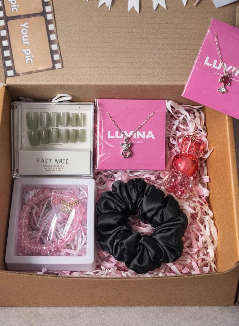 Affordable jewellery combo gift box for girls under 399 with necklace and accessories Luvina