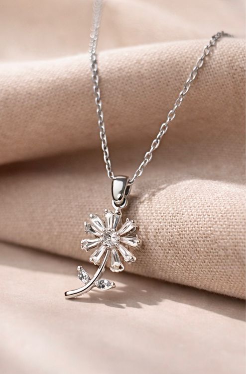 925 Silver Flower Pendant Necklace for Women | Luvina
