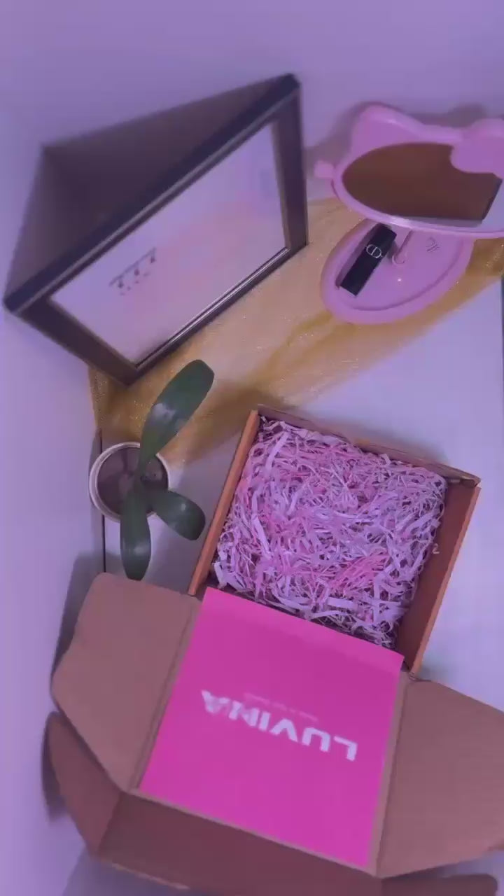 Load video: Carefully packing Luvina jewellery gift box with premium wrapping, accessories and secure packaging for safe delivery