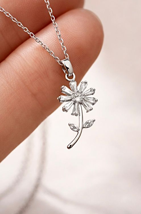925 Silver Flower Pendant Necklace for Women | Luvina